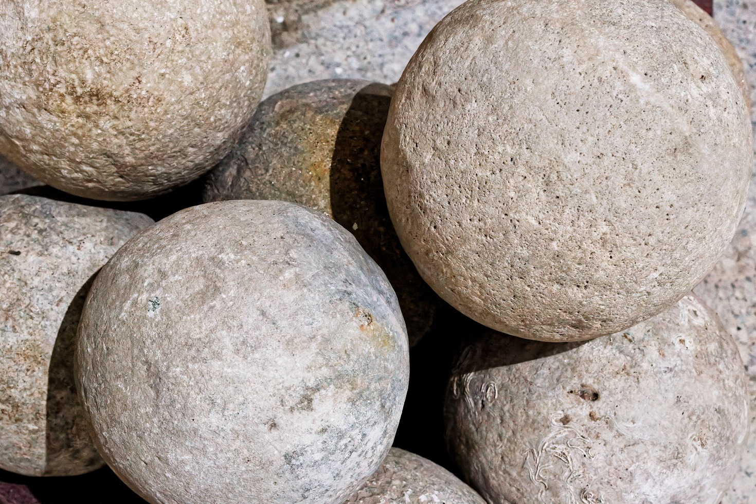 Cinco maneras de transformar tu jardín con piedras